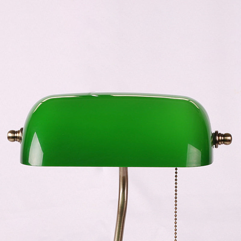 GlowHeritage Vintage Tischlampe | Klassisches Design mit Zugschalter | Metall & Glas | Perfekt für Schlafzimmer & Arbeitszimmer