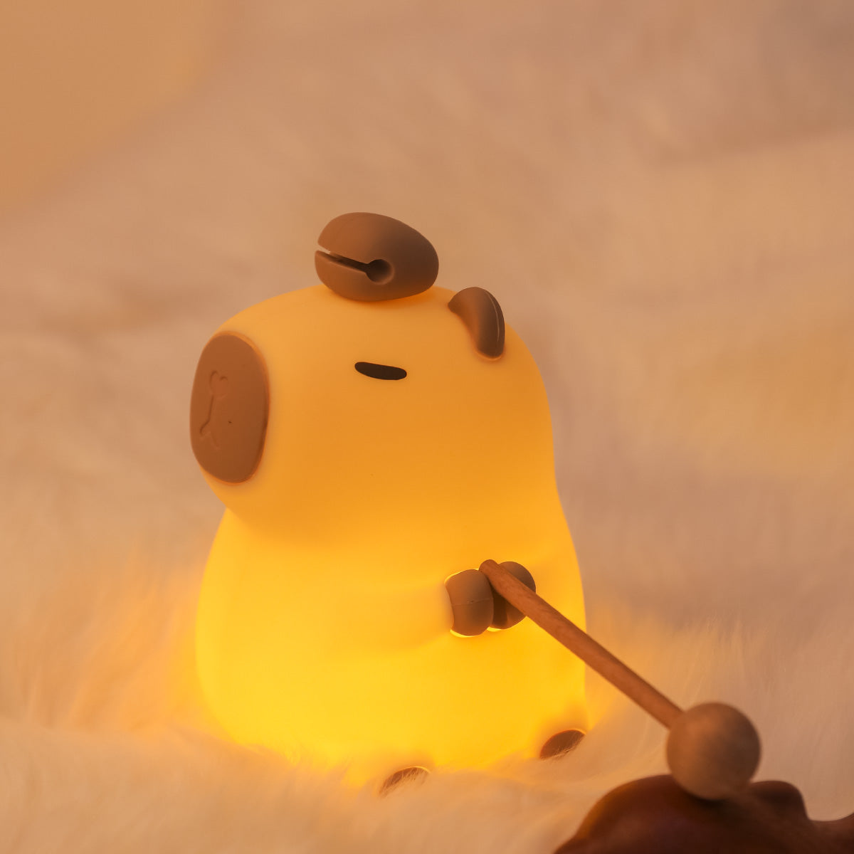 CappyGlow 2024 Capybara Silikon Nachttischlampe | Squishy & Kinderfreundlich | Perfektes Geschenk für Kinder und Mädchen