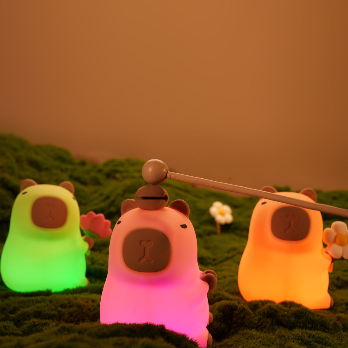 CappyGlow 2024 Capybara Silikon Nachttischlampe | Squishy & Kinderfreundlich | Perfektes Geschenk für Kinder und Mädchen