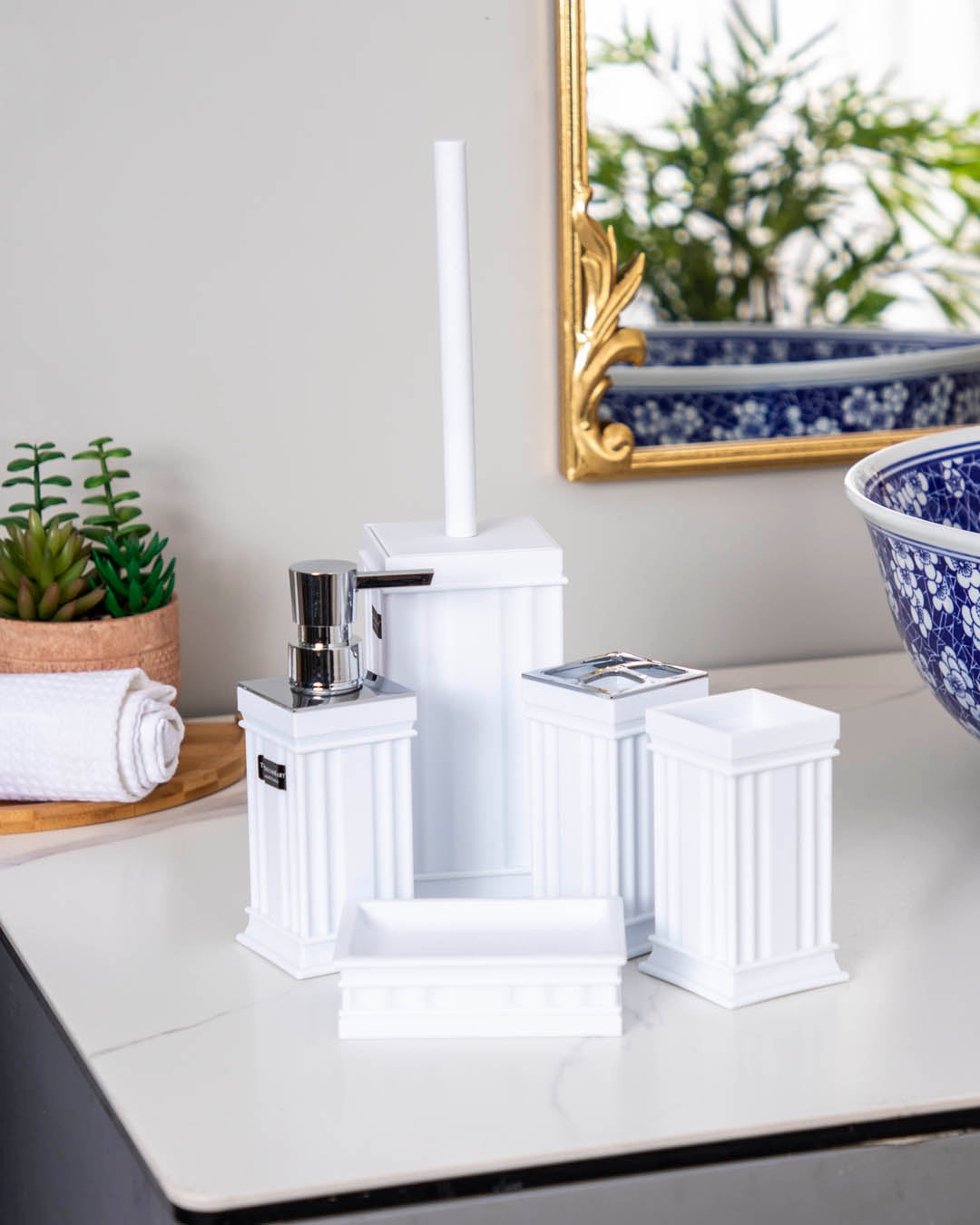 BathLuxe 5-teiliges Badezimmer-Set | Modern & Klassisch | Elegantes Design | Weiß