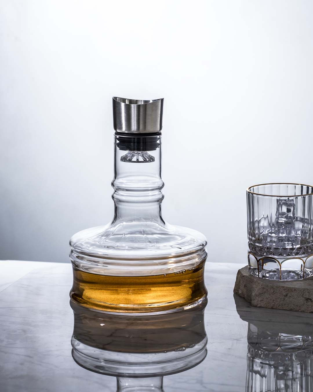 VinoFlow Wein Glas Dekanter | Eleganter Weinbelüfter | Perfekte Aromafreigabe für edle Tropfen