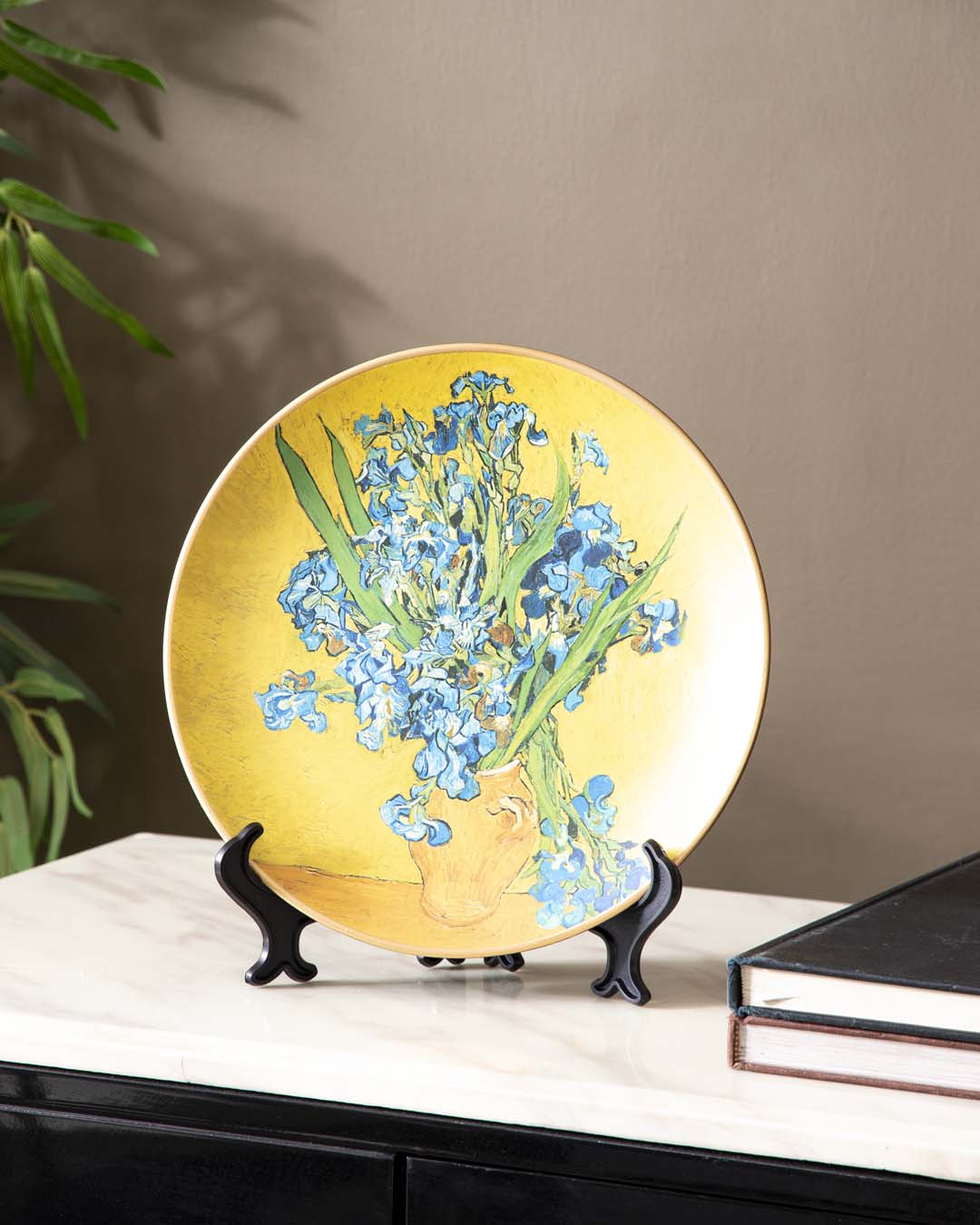 Irisverra 'Iris' Dekoteller | Vincent van Gogh Ölgemälde | Hochwertiges Porzellan | 10 Zoll Wanddeko