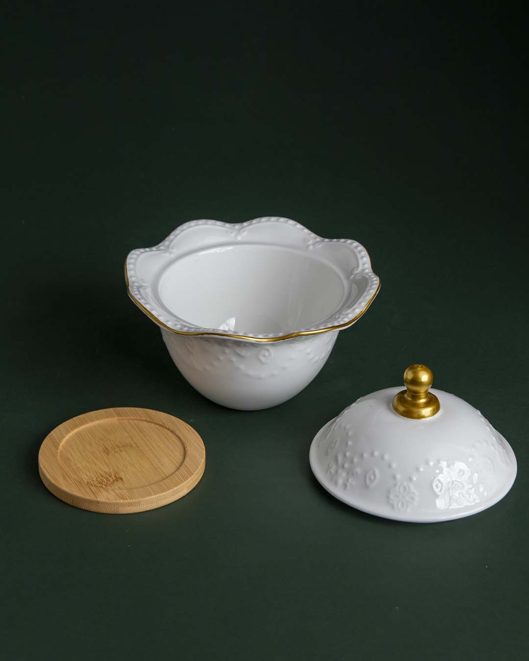 Velvory Dessertschale mit Deckel | Wellenrand Design | Hochwertige Keramik | Perfekt für Desserts, Snacks und Aufbewahrung