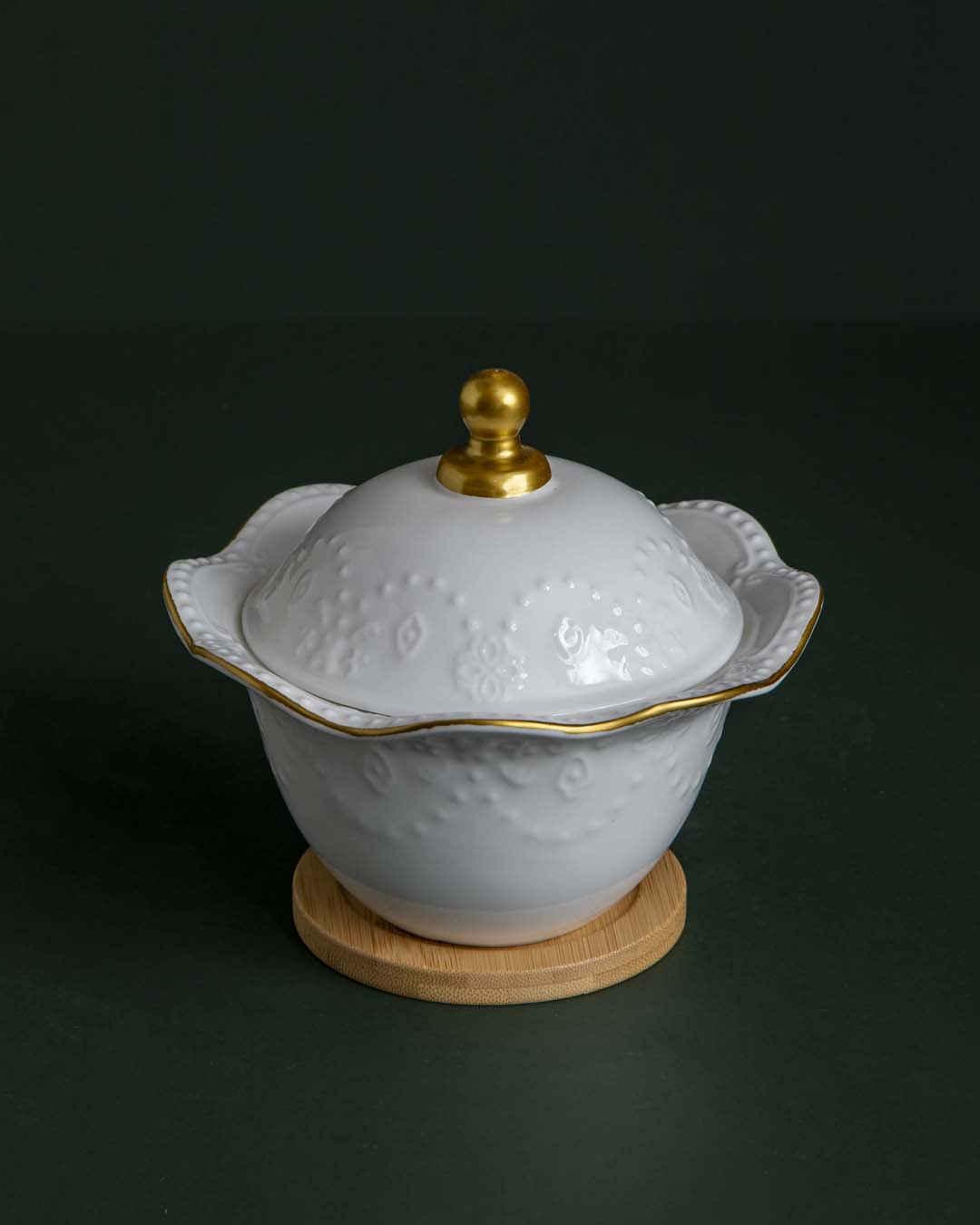 Velvory Dessertschale mit Deckel | Wellenrand Design | Hochwertige Keramik | Perfekt für Desserts, Snacks und Aufbewahrung