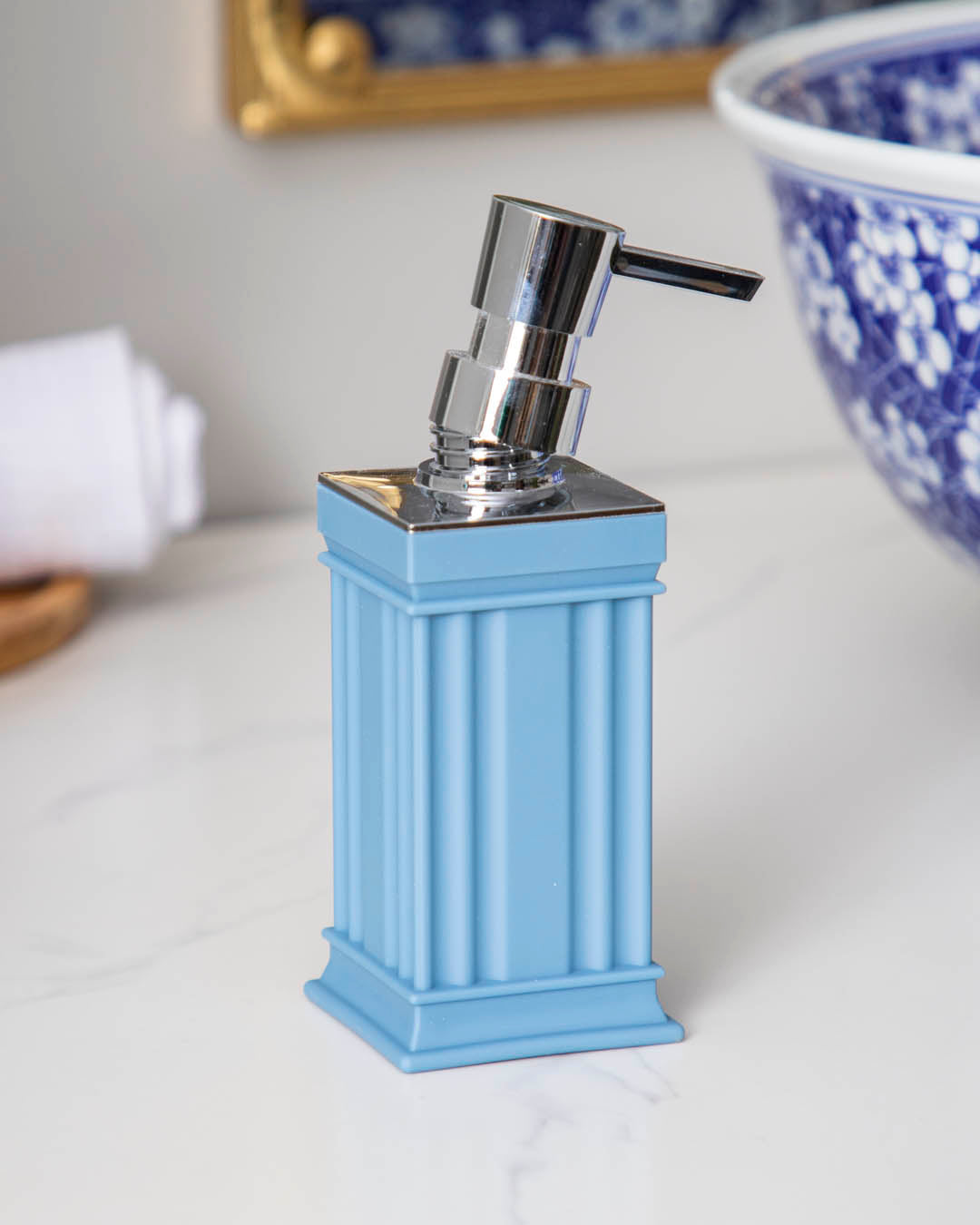 BlueFlow Seifenspender | Zeitloses & Modernes Design | Hochwertige Verarbeitung | Blau