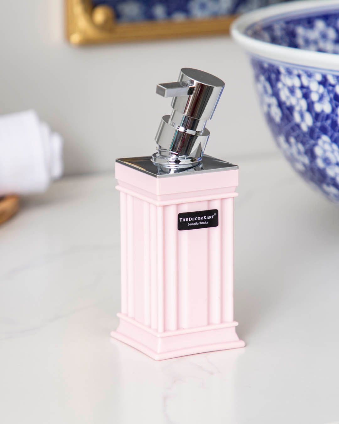 BlushPress Seifenspender | Modernes & Klassisches Design | Hochwertige Materialien | Rosa