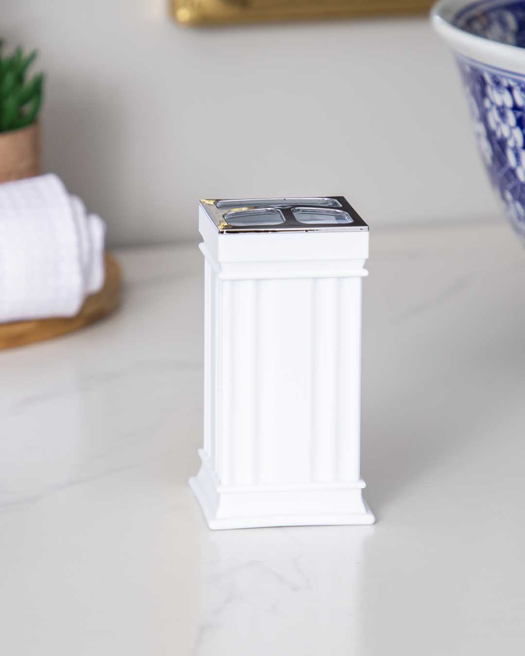 BathLuxe 5-teiliges Badezimmer-Set | Modern & Klassisch | Elegantes Design | Weiß