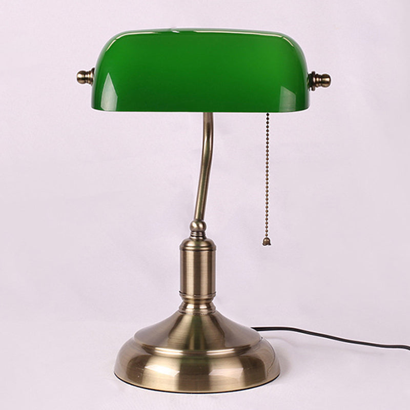 GlowHeritage Vintage Tischlampe | Klassisches Design mit Zugschalter | Metall & Glas | Perfekt für Schlafzimmer & Arbeitszimmer