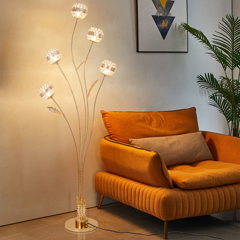 GlowLeaf Design Stehende Bodenleuchte | 5-Licht Lampe | Blatt- und Blumenmotiv | Wohnzimmer Luxusbeleuchtung