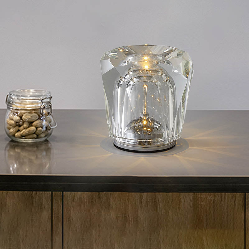 Crystavo Zylindrische Kristall LED Tischlampe | Kreatives Design | Perfekt für Schlafzimmer & Dekoration