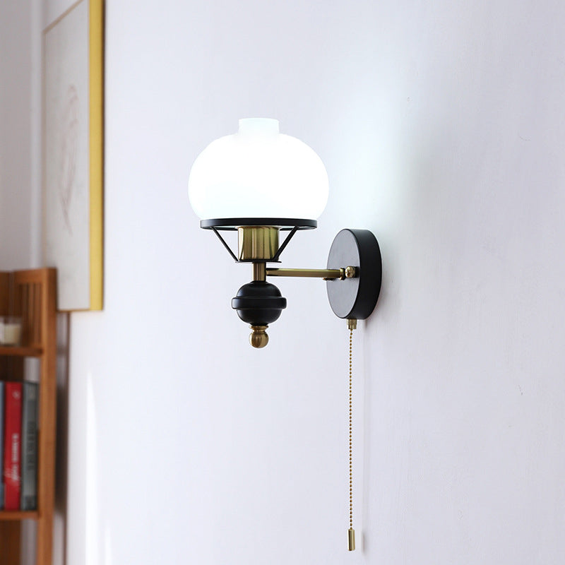 GeoLuxe Französische Geometrische Wandlampe | Eisen & Glas | 1-Licht Design für Wohnzimmer