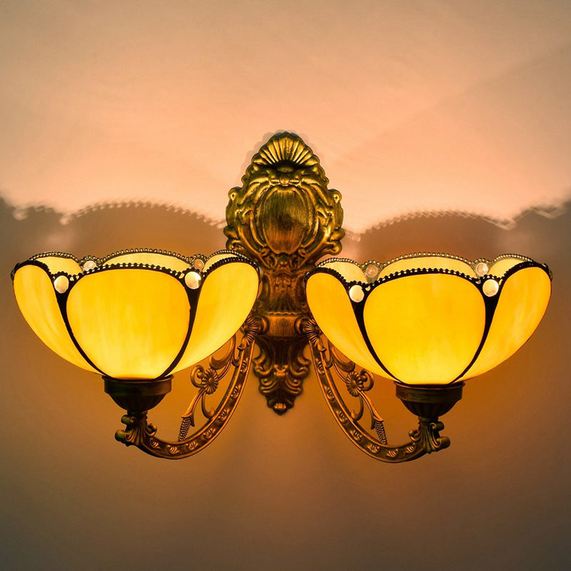 VitraBlume Mediterrane Wandleuchte | Handgefertigtes Buntglas | 2 Lichter | Dekorative Beleuchtung für Wohnzimmer