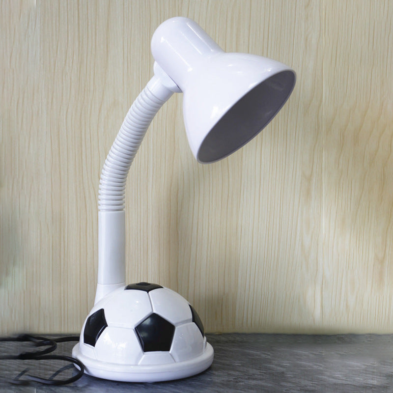 BrightKick Fußball LED Schreibtischlampe | Augenschutz | Dimmbar | Modernes Design für Kinder & Studenten