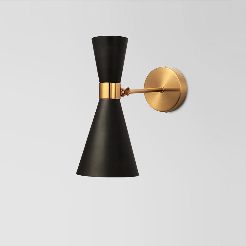 Nordelle Doppel-Horn Wandlampe | Skandinavisches Design | LED Beleuchtung für Schlafzimmer & Wohnzimmer