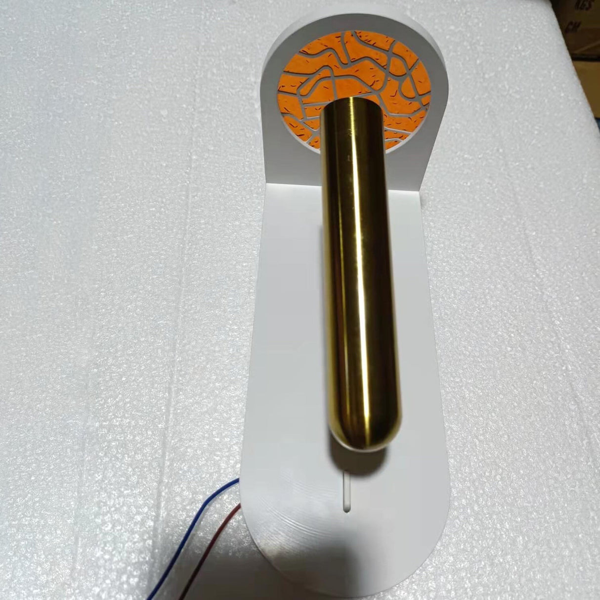 IgnisGlow Industrielle LED Wandlampe | Rotierbar & Verstellbar | Kreative Licht- & Schatteneffekte