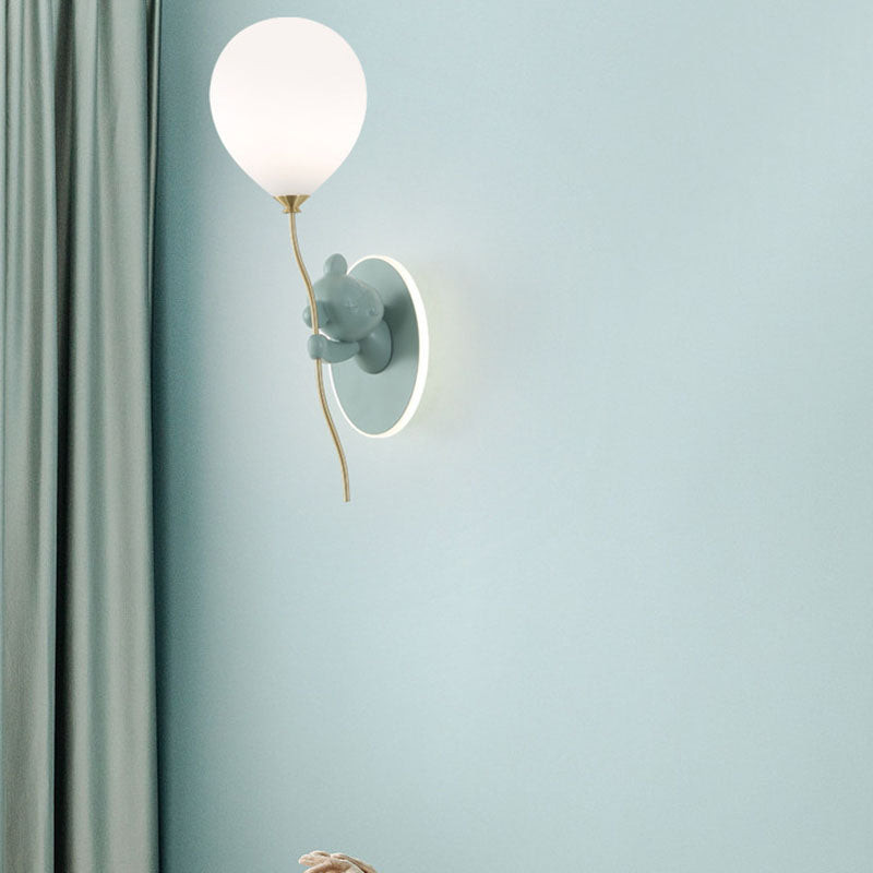 BrightBuddy Wandleuchte | Einzigartiges Cartoon-Design | Glas & Harz | 1-Licht | Perfekt für Kinderzimmer