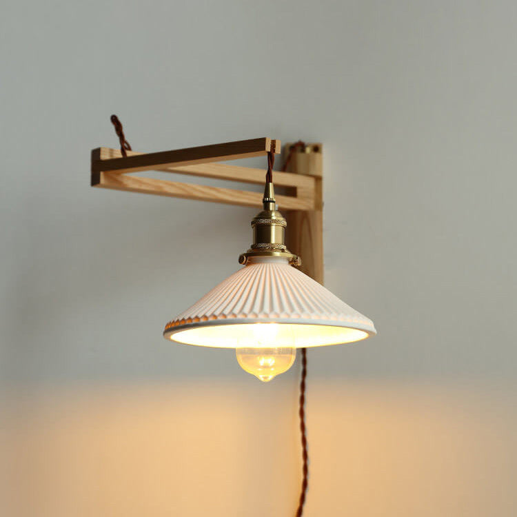 LumiFold Nordic Design Wandlampe | Milchweißes Glas | Holzdesign | Verstellbar | Stilvoll für Zuhause