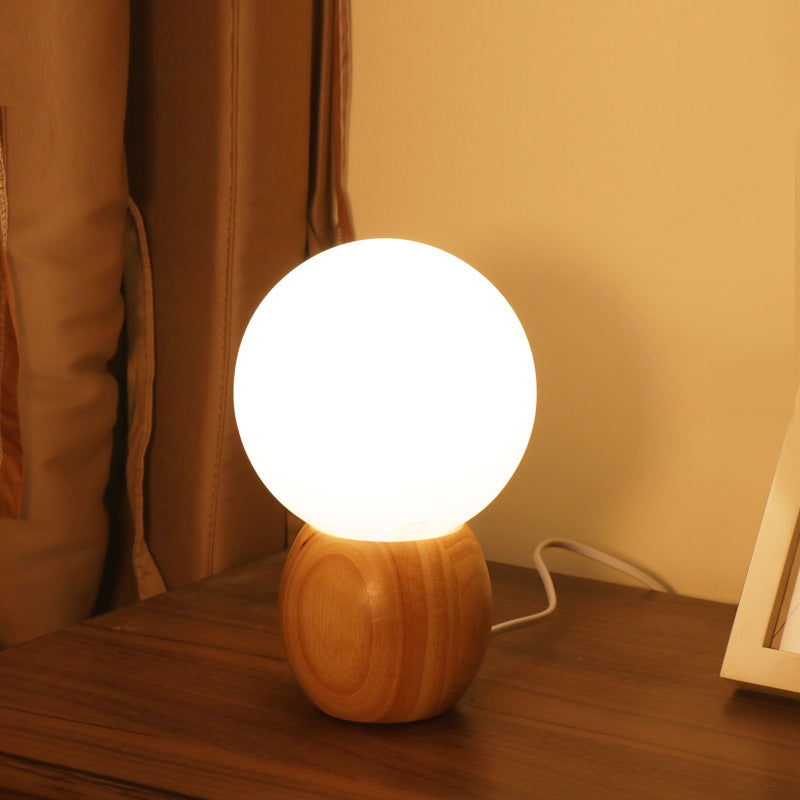 LuxeSphere Scandinavian Tischlampe | Holzsockel | Orb Glas-Design | Perfekt für Schlafzimmer & Wohnzimmer | Stimmungslicht
