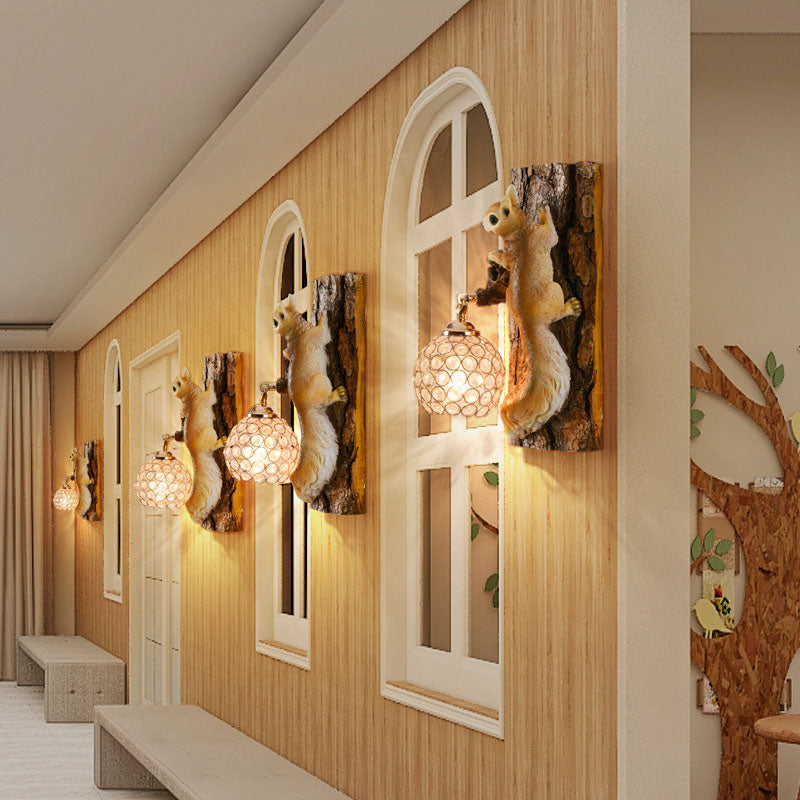 Crystanova Wandleuchte | Kreatives Eichhörnchen-Design | Kristall-Details | 1-flammige Lampe für Schlafzimmer
