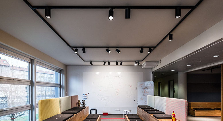 TrackLink Multi-Adapt LED Schienensystem | Beleuchtungsschienen & Zubehör | Moderne Schienenbeleuchtung