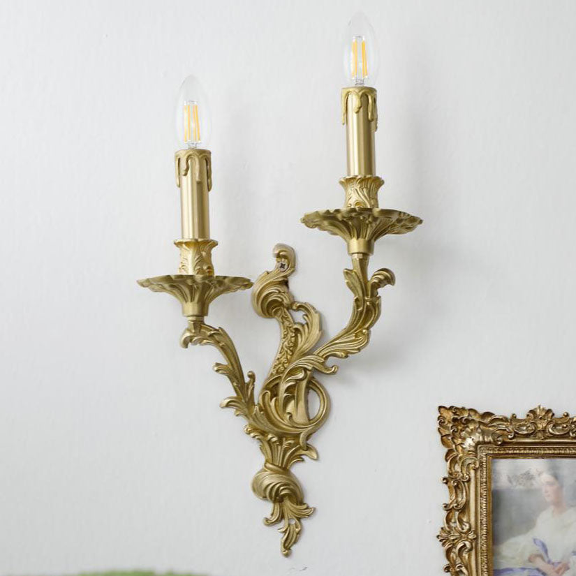 ÉclatLuxe Französische Wandleuchte | Messing Candelabra | 2/3 Flammen | Klassisches Design für Schlafzimmer