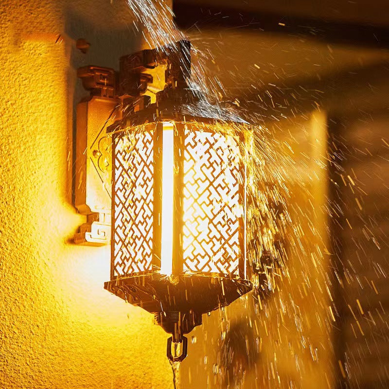 LumiHaven Außen-Wandleuchte im Pagodenstil | Wetterfestes Aluminium | Elegantes Licht für Garten & Terrasse