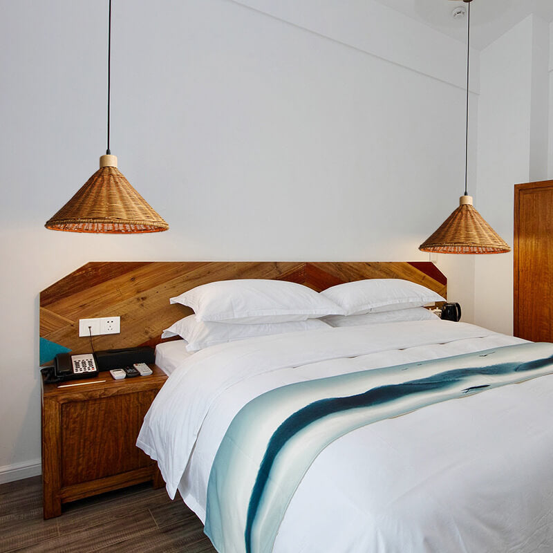 RattaLuxe Pendelleuchte | Vintage Wabi-Sabi Design | Rattan-Kegelschirm | 1-Licht