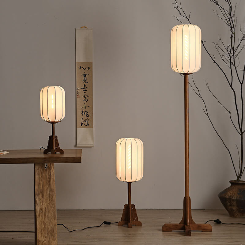HikariZen Japanische Stehlampe | Rosewood-Basis & Seidenlampenschirm | 1-flammig | Zen-inspiriertes Design für Wohnräume & Büros