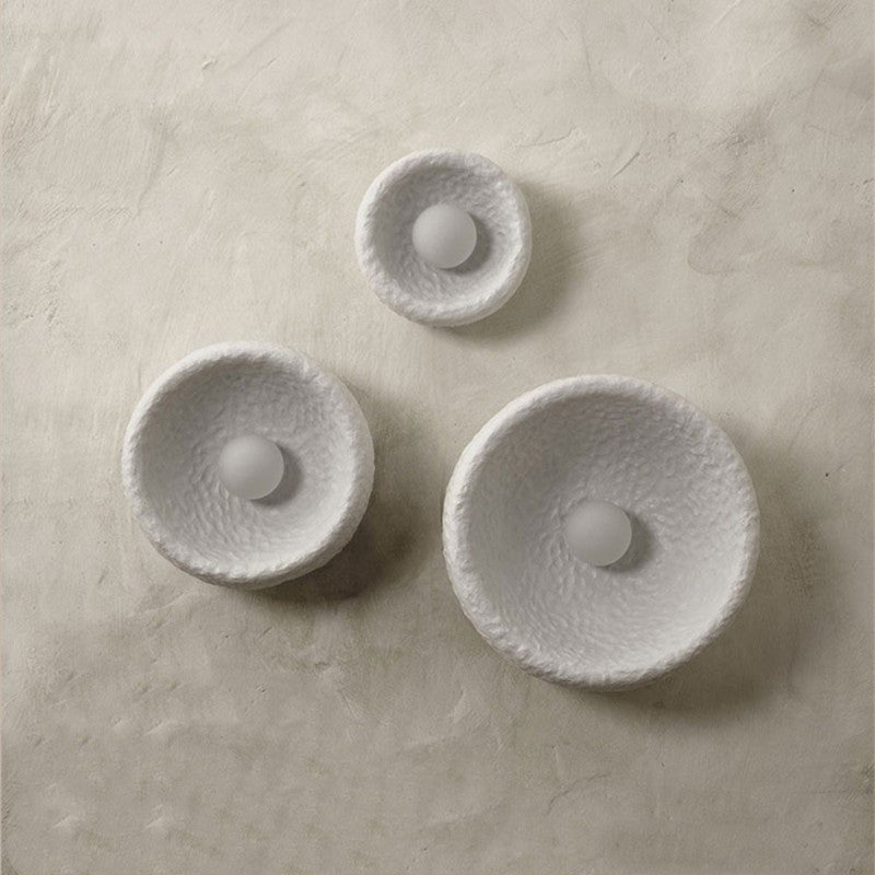 ZenBowl Japanische Wandleuchte | Runde Harz- & Glas-Design | 1-flammig | Traditioneller Stil für Wohnzimmer