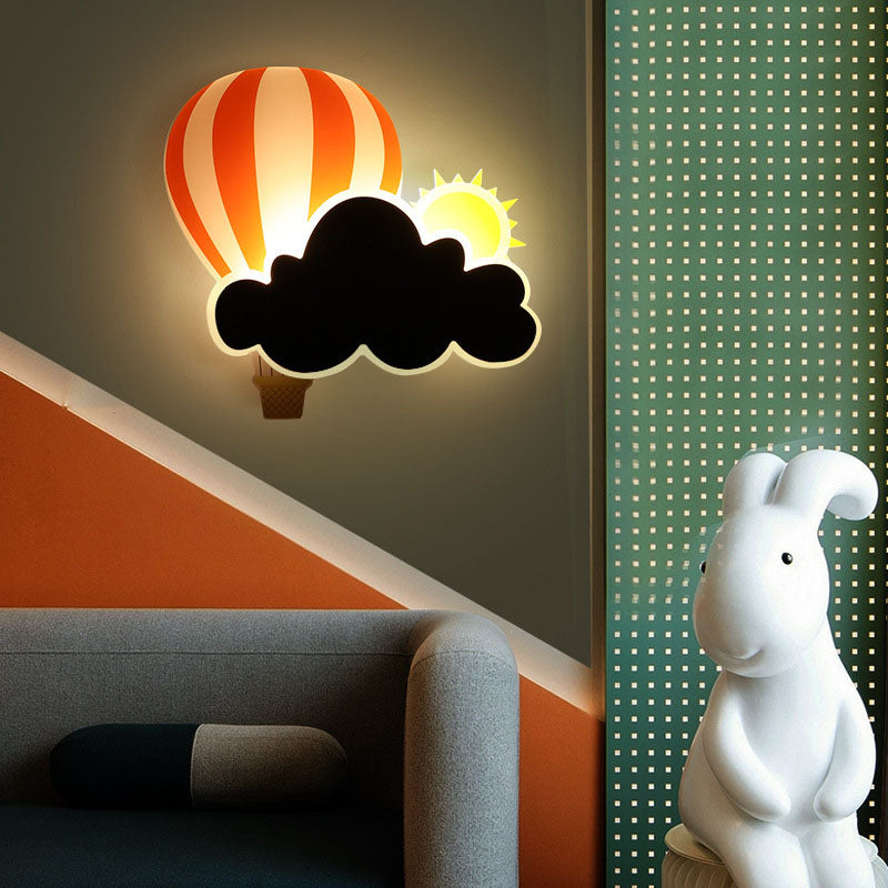 SkyDream LED Wandleuchte | Kreatives Heißluftballon- & Wolkendesign | Für Kinderzimmer | Warmweißes & Weißes Licht