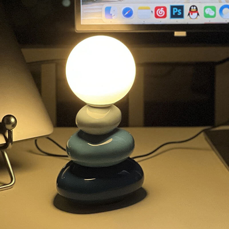 Pebluxe Minimalistische LED Tischlampe | Keramik & Glas | USB-Anschluss | Elegante Beleuchtung für Zuhause & Büro