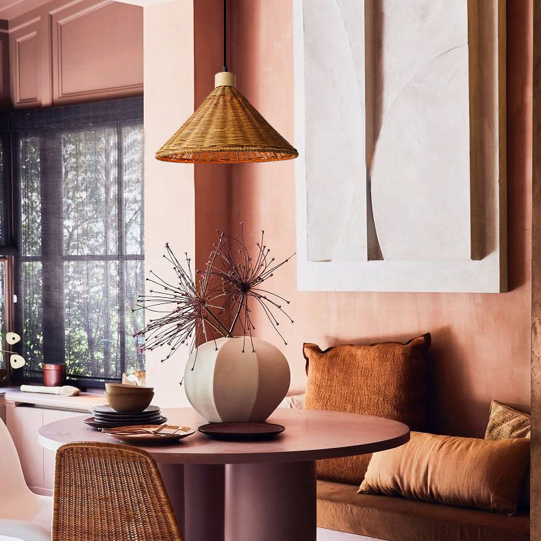 RattaLuxe Pendelleuchte | Vintage Wabi-Sabi Design | Rattan-Kegelschirm | 1-Licht