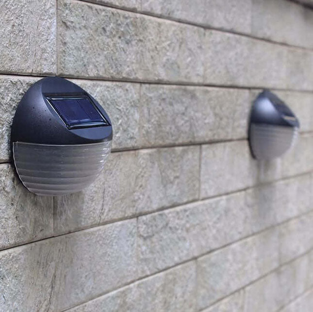 SolarArc LED Wandleuchte | Halbkreisdesign | Solarbetrieben | Außenlampe für Garten & Zaun | 6 LEDs