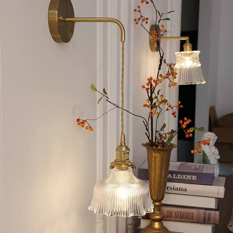 Florabelle Nordic Wandlampe | Minimalistisches Blütendesign | Kupfer & Glas | 1-flammig | Dekorative Beleuchtung