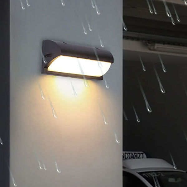 Zynistra AquaGlow Außenwandleuchte | Geometrisches Design | Wasserdicht | LED mit Sensor