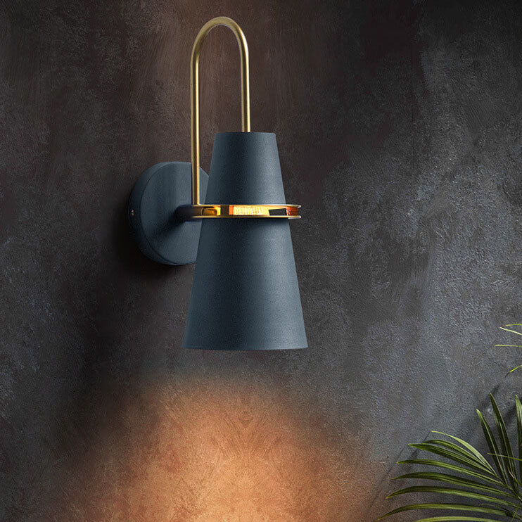 Hornvia Skandinavische Wandleuchte | Modernes Horn-Design | Metall | Schlafzimmerbeleuchtung