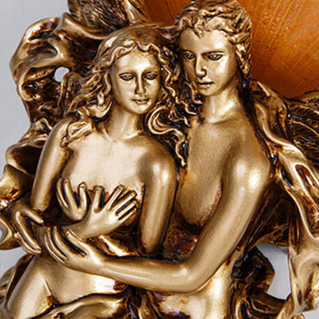 AureliaLux Vintage Wandlampe mit Engelsdesign | Europäischer Stil | Glaselemente | Perfekte Beleuchtung für Flur und Wohnzimmer