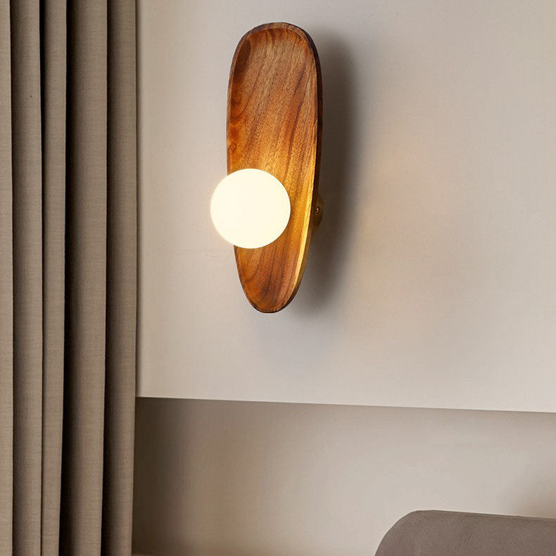 AuroraCraft Japanische LED-Wandleuchte mit Holz & Glas | Irreguläres Oval | Warmes Licht für Schlafzimmer & Wohnzimmer