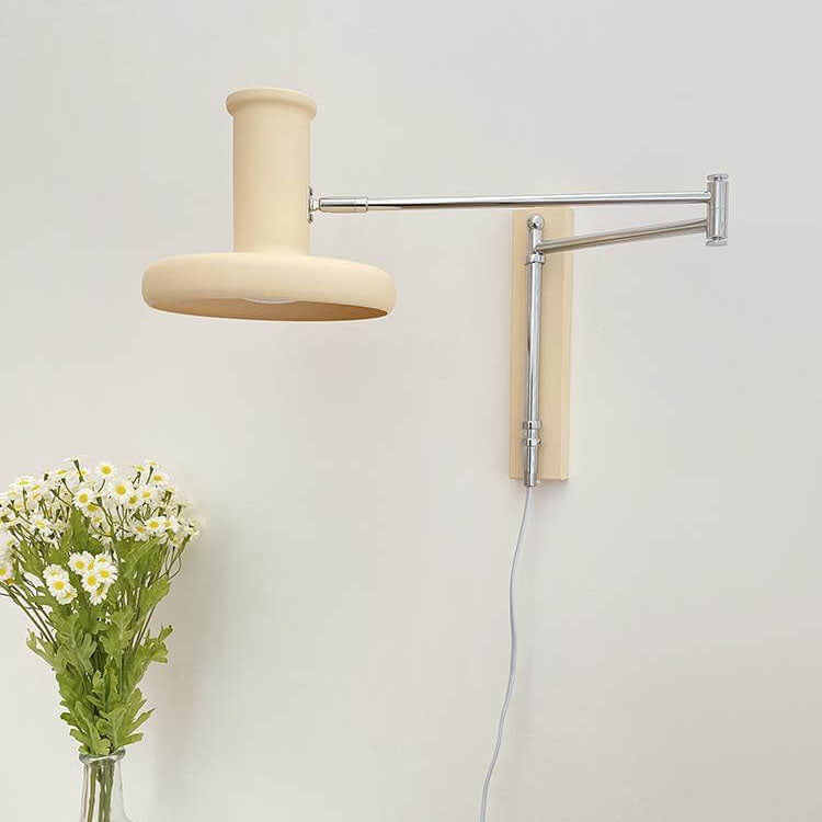 BeigeSwing Nordic Minimalist Wandleuchte | Schwenkarm | 1-Licht Design | Hardwired & Plug-in Optionen