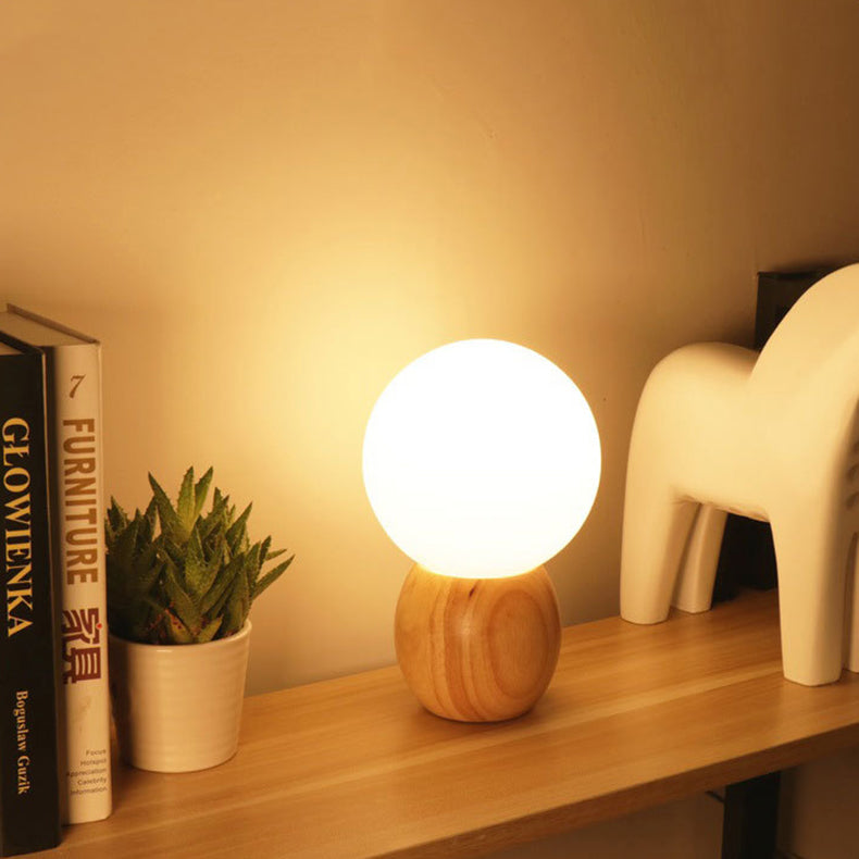 LuxeSphere Scandinavian Tischlampe | Holzsockel | Orb Glas-Design | Perfekt für Schlafzimmer & Wohnzimmer | Stimmungslicht