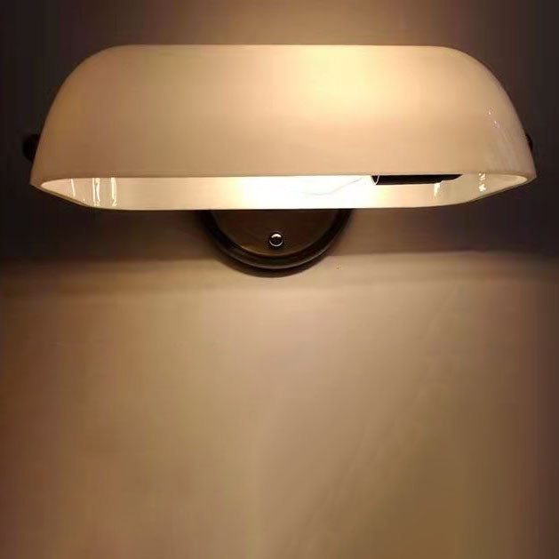 Zippella Vintage Glas Eisen Wandleuchte | Rundes 1-Licht Design | Dekorative Beleuchtung | Stilvoll und Vielseitig