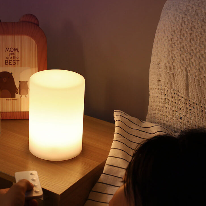 GeoGlow Kreative Geometrische LED Tischlampe | Batteriebetrieben & Fernbedienung | Nachtlicht & Dekoration