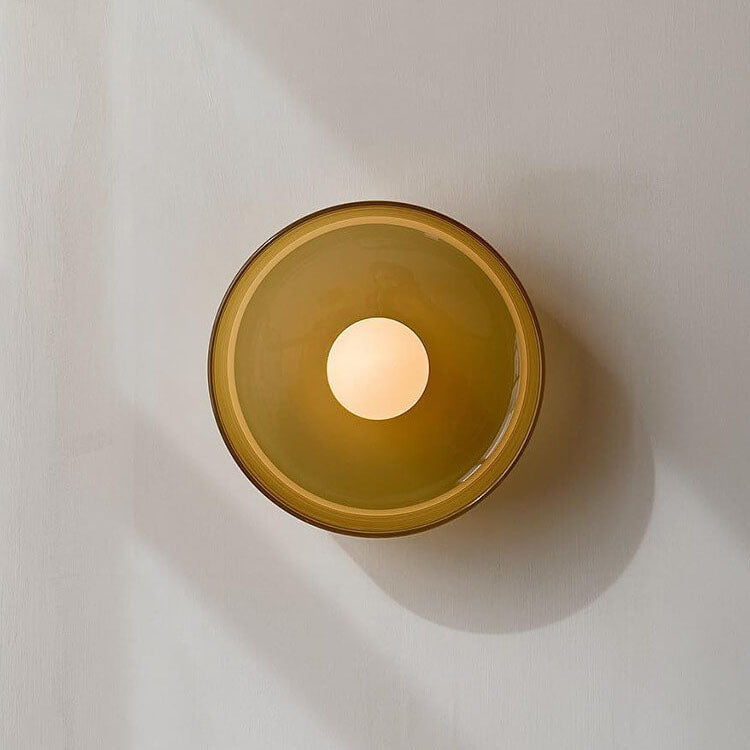 Nordéa Curve Skandinavische Wandleuchte | Glas & Eisen | Runde Platte | Minimalistisches Design | Beleuchtung für Wohnzimmer & Schlafzimmer