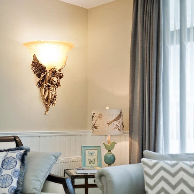 AureliaLux Vintage Wandlampe mit Engelsdesign | Europäischer Stil | Glaselemente | Perfekte Beleuchtung für Flur und Wohnzimmer