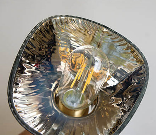 Emerlux Verdant Wandlampe | Vintage Design mit Smaragdgrünem Glas & Messingarm | Hochwertige Beleuchtung