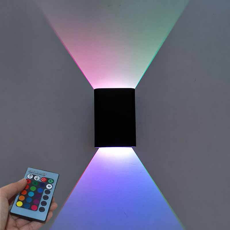 GlowSquare Moderne Aluminium LED Wandleuchte | RGB & Weißlicht | Quadratisches Design | Stimmungslicht
