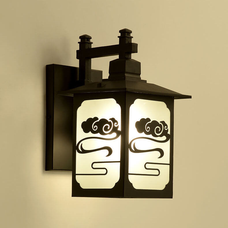 Zynthora Außenwandleuchte | Traditionelles Chinesisches Design | Verzinktes Metall | 1-flammig | Patio- und Gartenbeleuchtung