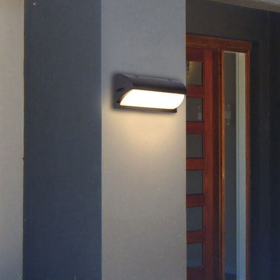 Zynistra AquaGlow Außenwandleuchte | Geometrisches Design | Wasserdicht | LED mit Sensor