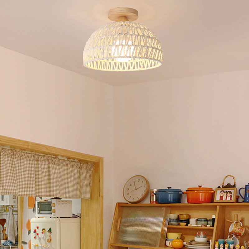 Rattana Deckenleuchte | Japanisches Design | Halbrundes Holz & Rattan | Beleuchtung für Wohnzimmer