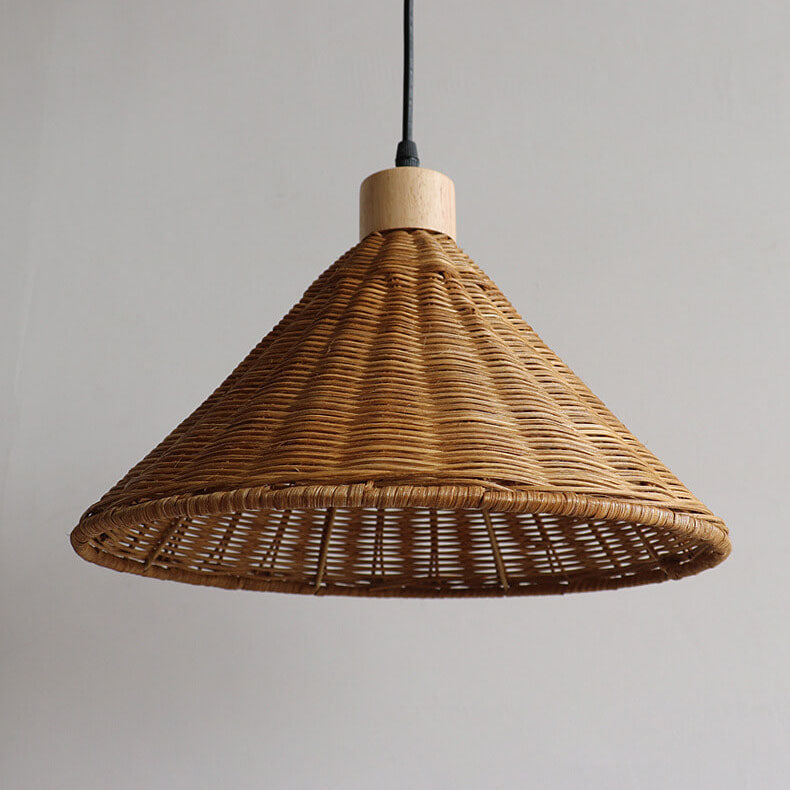 RattaLuxe Pendelleuchte | Vintage Wabi-Sabi Design | Rattan-Kegelschirm | 1-Licht